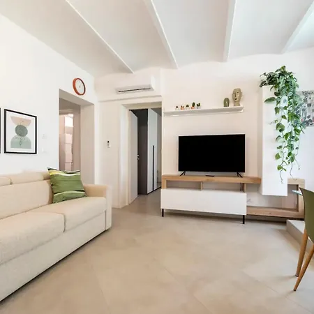 Mono Aldini Apartment